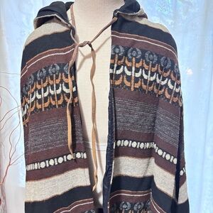 S. howard hirsh California Wool hooded cape. Geometric Patterned design Size M